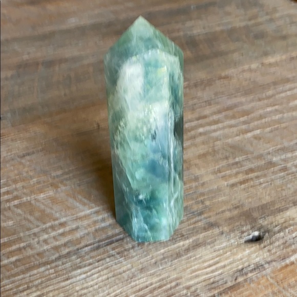 Fluorite - Picture 2 of 7